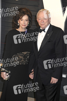 Vanity Fair Oscar Party 2016 in Beverly Hills