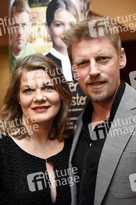 Preview des Fernsehfilms 'Frau Pfarrer und Herr Priester' in Berlin