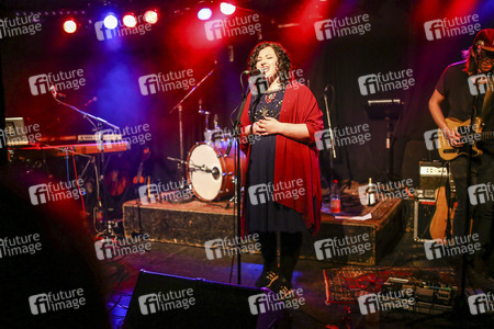 Konzert von Anna Naklab in Dresden
