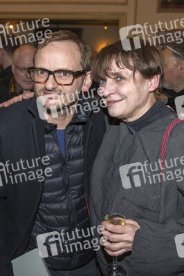 Theaterpremiere 'Die Glasmenagerie' in Berlin