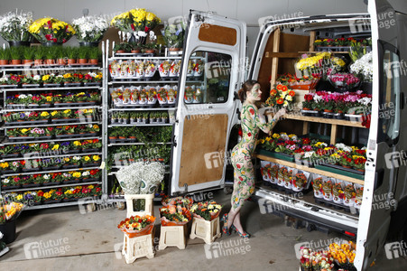 DOOR ART: Blumentransporter-Hecktür / Flower Van Hatchback Bodypainting