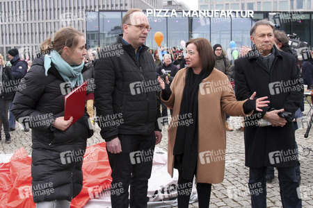 Carolin Brenner, Silek Kolat,Alexander Jung, Ilker Duyan