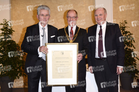 Verleihung des Goldenen Ehrenrings der Stadt Mönchengladbach