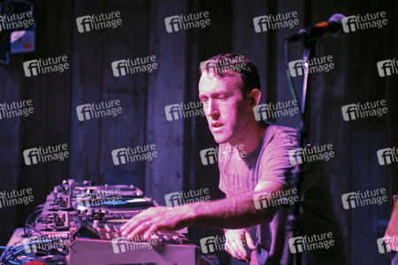 RJD2 live in Austin