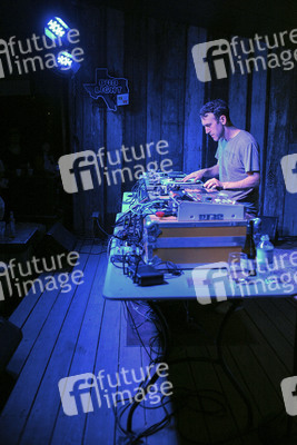 RJD2 live in Austin