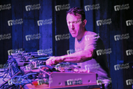 RJD2 live in Austin