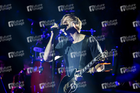 Konzert von Sunrise Avenue und dem Wonderland Orchestra in Berlin