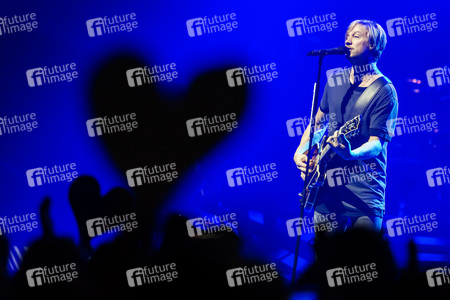Konzert von Sunrise Avenue und dem Wonderland Orchestra in Berlin