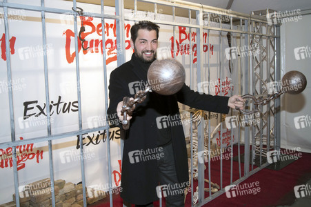 Premiere des Freefall-Towers 'Exitus' im Berlin Dungeon