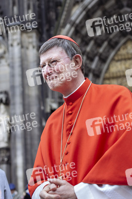 Pontifikalamt am Palmsonntag Zeremonie im Kölner Dom