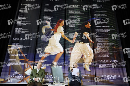 Jahrespressekonferenz in der Staatsoper im Schiller Theater in Berlin
