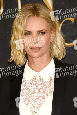 Photocall zu 'The Huntsman & the Ice Queen' in Hamburg