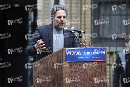 Wahlkampfrede von Bernie Sanders in New York