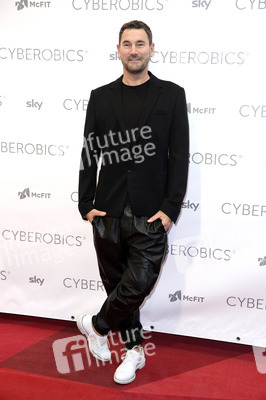 Pre-Opening der World of Cyberobics in Berlin