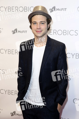 Pre-Opening der World of Cyberobics in Berlin