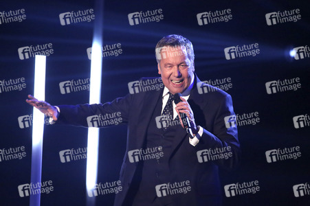 TV Show 'Das große Schlagerfest - Die überraschende Show der Besten' in Halle