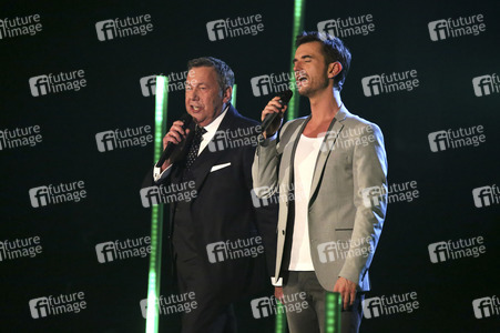 TV Show 'Das große Schlagerfest - Die überraschende Show der Besten' in Halle