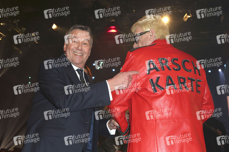 TV Show 'Das große Schlagerfest - Die überraschende Show der Besten' in Halle