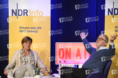 Talksendung 'Frauengeschichten' in Neustadt