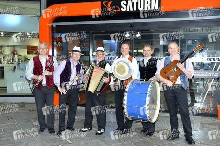 Showcase mit den CubaBoarischen in München