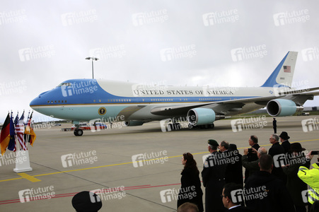 Ankunft von Barack Obama auf dem Flughafen Hannover-Langenhagen