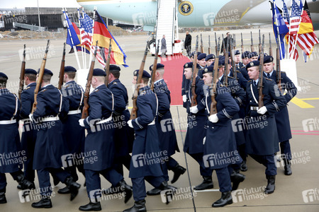 Ankunft von Barack Obama auf dem Flughafen Hannover-Langenhagen