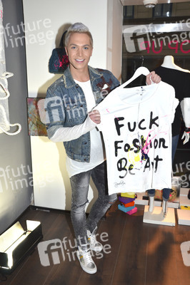 PopUp Store Fashion Art Gallery Opening in München