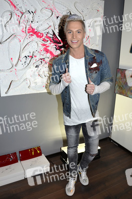 PopUp Store Fashion Art Gallery Opening in München