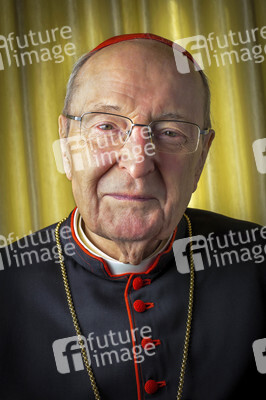 Fotoshooting mit Joachim Kardinal Meisner