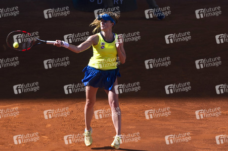 Tennis Match Alizé Cornet vs Victoria Azarenka in Madrid