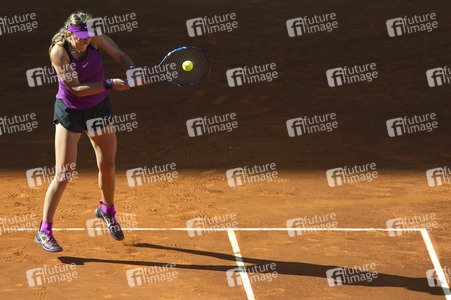 Tennis Match Alizé Cornet vs Victoria Azarenka in Madrid