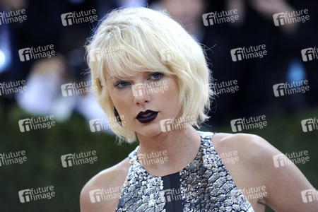 'Manus x Machina: Fashion in an Age of Technology' Costume Institute Gala in New York