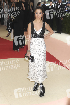 'Manus x Machina: Fashion in an Age of Technology' Costume Institute Gala in New York