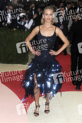 'Manus x Machina: Fashion in an Age of Technology' Costume Institute Gala in New York