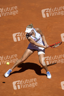 Tennis Match Elena Vesnina vs Petra Kvitová in Madrid