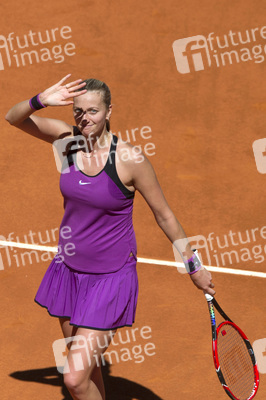 Tennis Match Elena Vesnina vs Petra Kvitová in Madrid