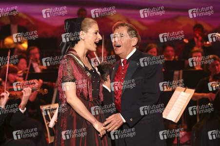 TV Show 'Stefanie Hertel - Die große Show zum Muttertag' in Altenburg