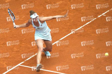 Tennis Match Irina-Camelia Begu vs Simona Halep in Madrid