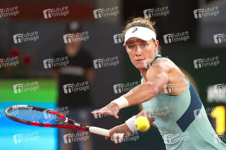 Tennis Match Samantha Stosur vs Patricia Maria Tig in Madrid