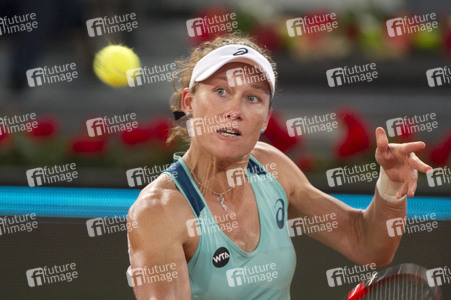Tennis Match Samantha Stosur vs Patricia Maria Tig in Madrid