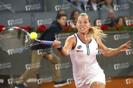 Tennis Match Dominika Cibulková vs Simona Halep in Madrid