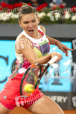 Tennis Match Dominika Cibulková vs Simona Halep in Madrid