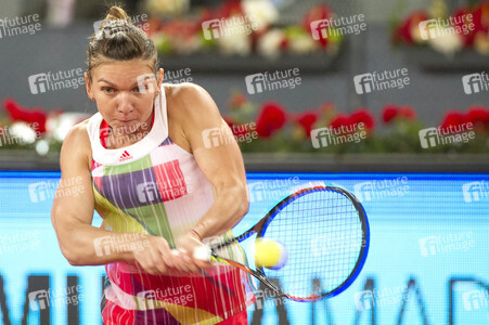 Tennis Match Dominika Cibulková vs Simona Halep in Madrid