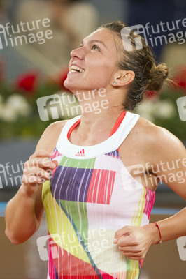 Tennis Match Dominika Cibulková vs Simona Halep in Madrid