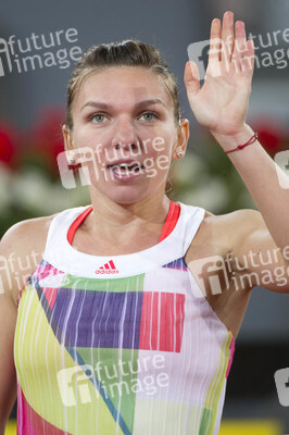 Tennis Match Dominika Cibulková vs Simona Halep in Madrid