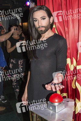 Enthüllung der Wachsfigur von Conchita Wurst in Berlin