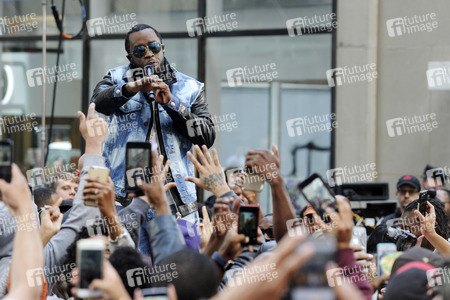 Puff Daddy and the Family in der NBC-Show 'Today' in New York