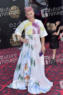 Filmpremiere 'Alice im Wunderland: Hinter den Spiegeln' in Los Angeles
