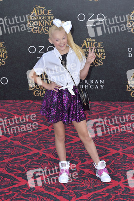 Filmpremiere 'Alice im Wunderland: Hinter den Spiegeln' in Los Angeles