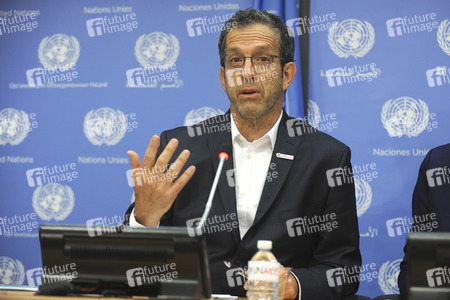Pressekonferenz mit Kenneth Cole in New York
